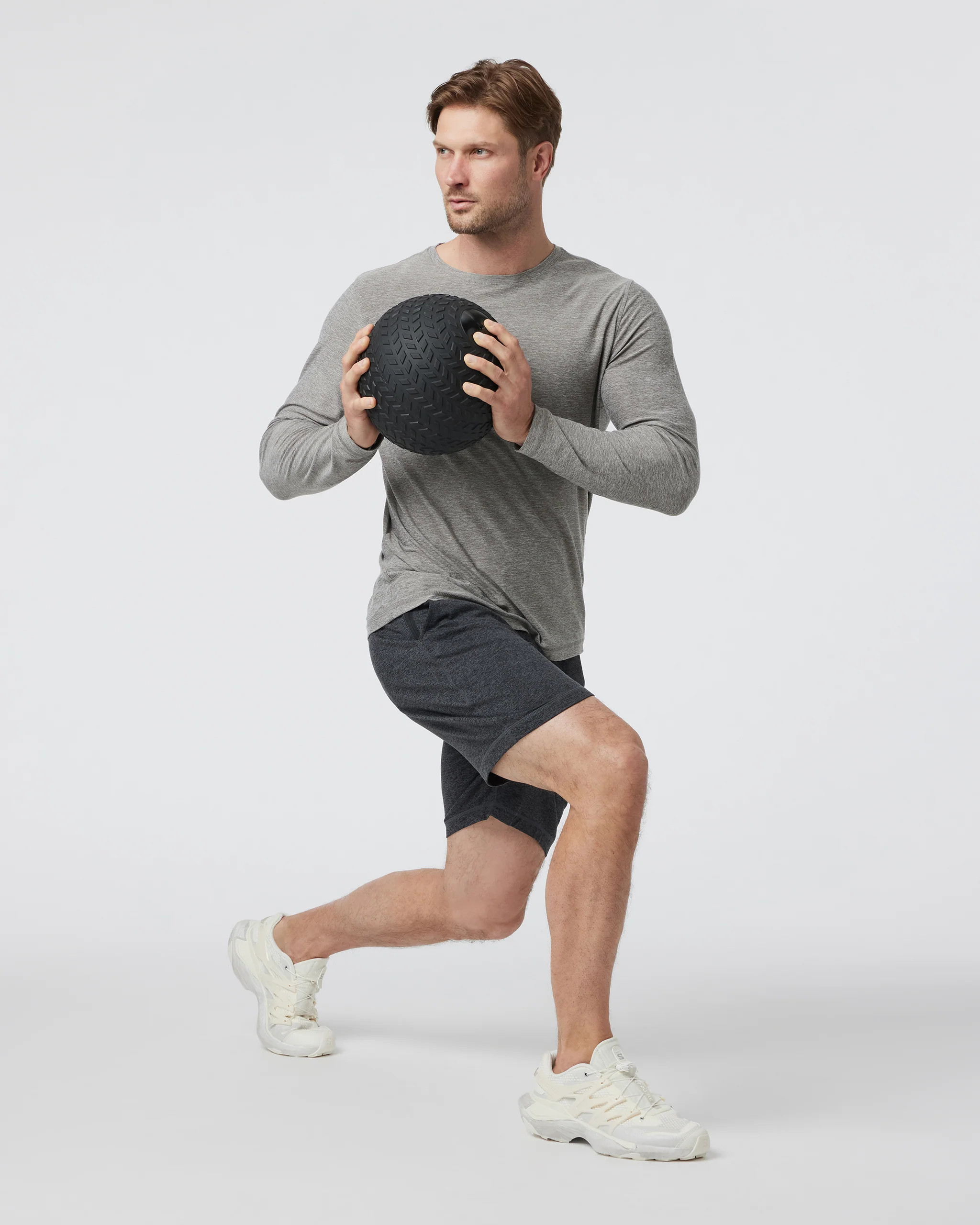 Long-Sleeve Strato Tech Tee | Heather Grey Shirt | Vuori | Vuori Clothing (US & Canada)