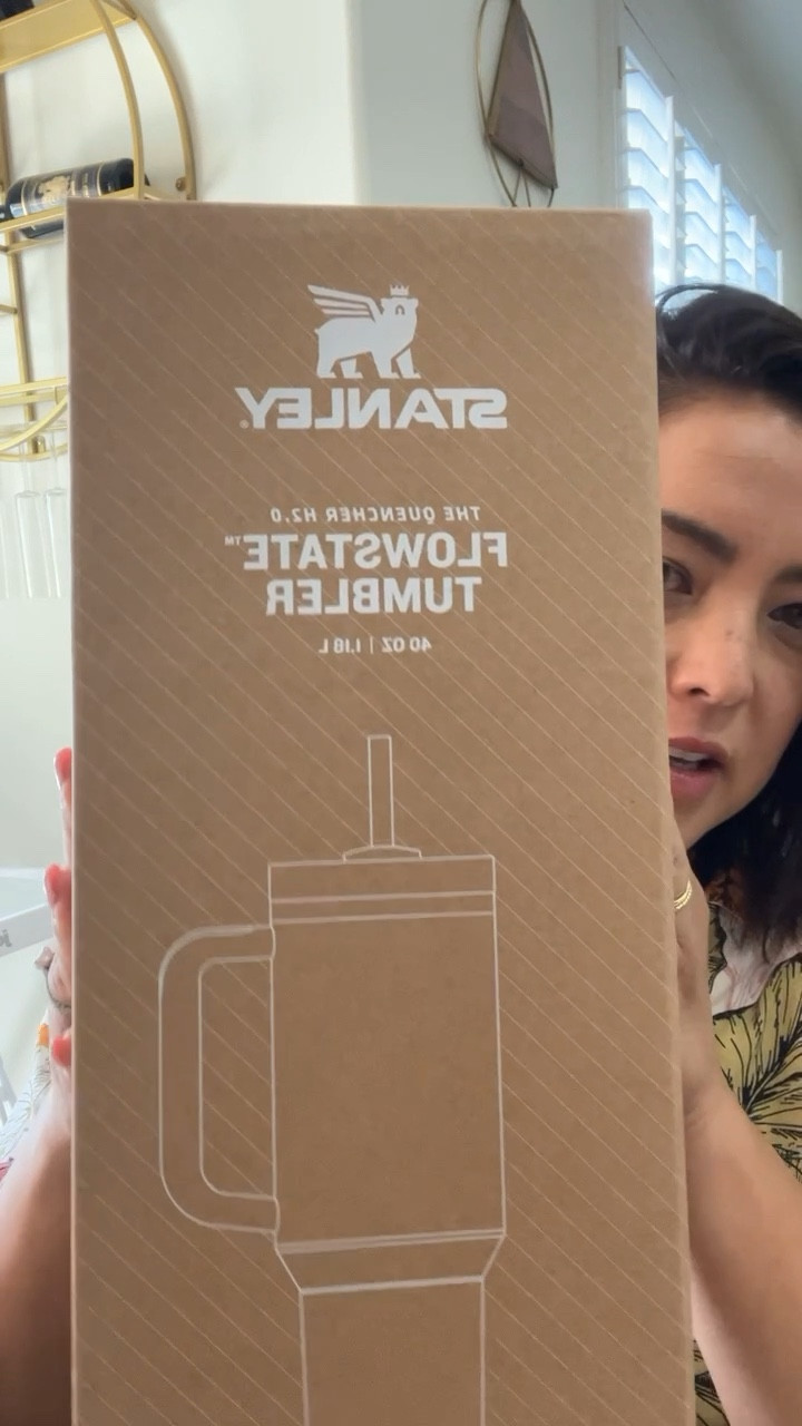 40 ounce Stanley Tumbler & Snack Accessory, Tween Gift, Teen Gift, Gift for girls

#LTKGiftGuide #LTKVideo #LTKkids