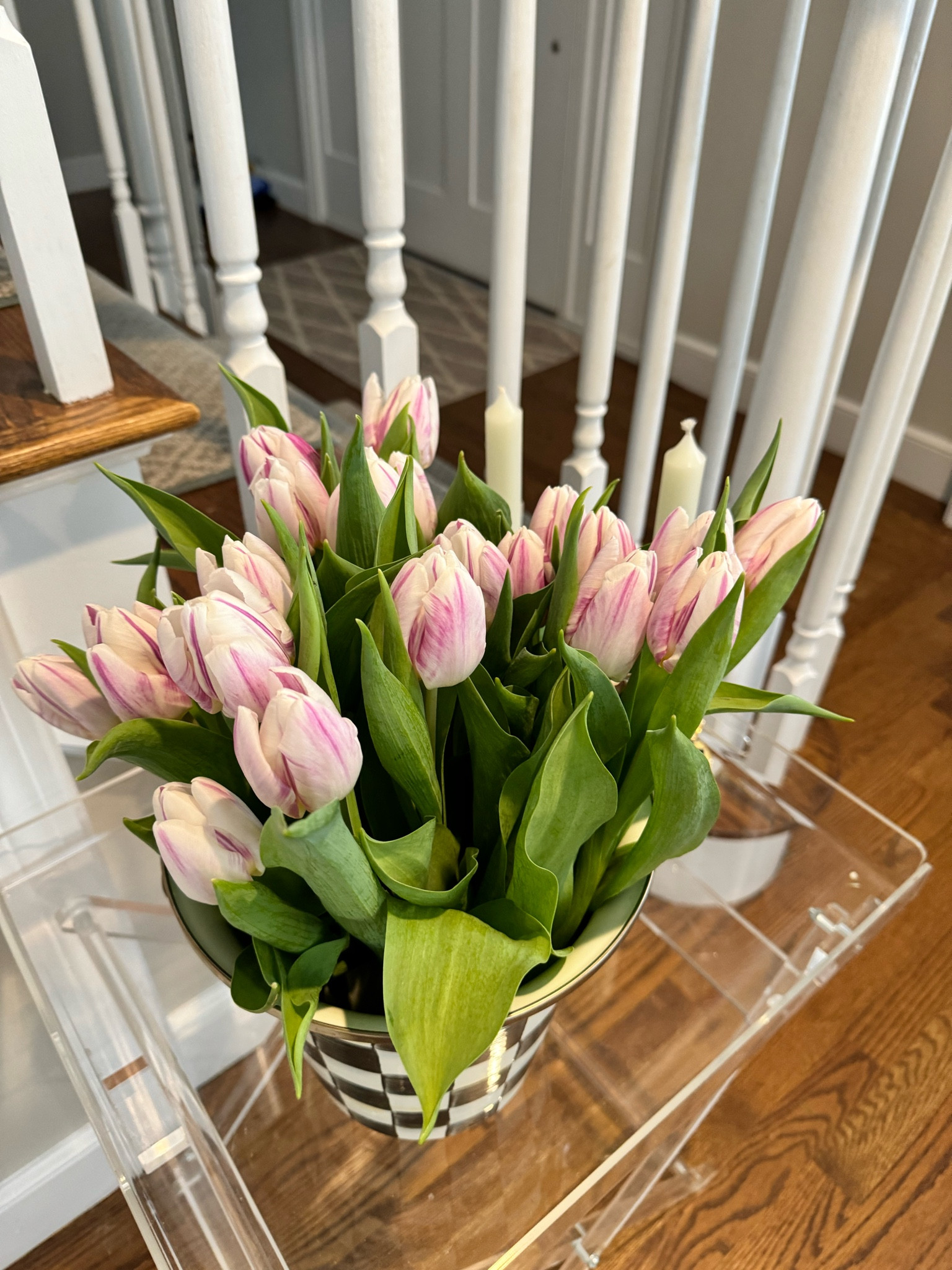 Rainy day pick-me-up 🖤

#LTKSeasonal #LTKhome