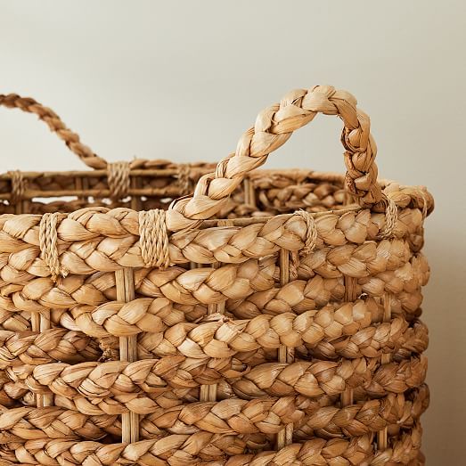 Braidy Seagrass Baskets | West Elm (US)