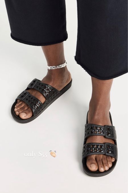 Freedom Moses Paz sandals


#LTKShoeCrush #LTKStyleTip #LTKTravel