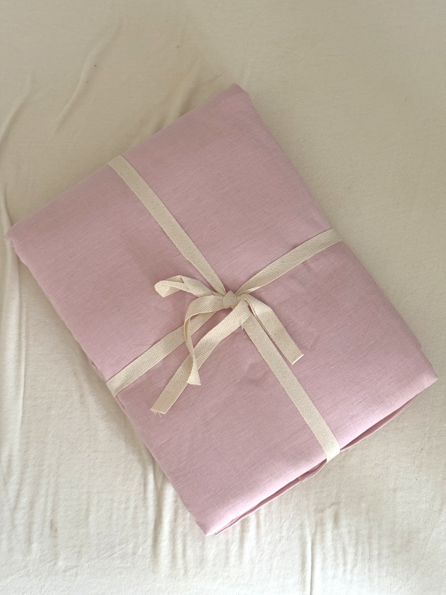 Suuuuper happy with this new natural fabric duvet cover for spring. This duvet cover is 55% linen and 45% cotton ~ perfectly breathable for Spring! The color is a light pink that has almost a lavender hue and it is stunning!🩷💜✨

This duvet is also on sale with an $8 additional coupon💸

linen duvet cover ~ cotton duvet cover ~ natural fabric duvet ~ natural duvet ~ organic duvet~ pink duvet ~ spring duvet

#LTKSaleAlert #LTKHome