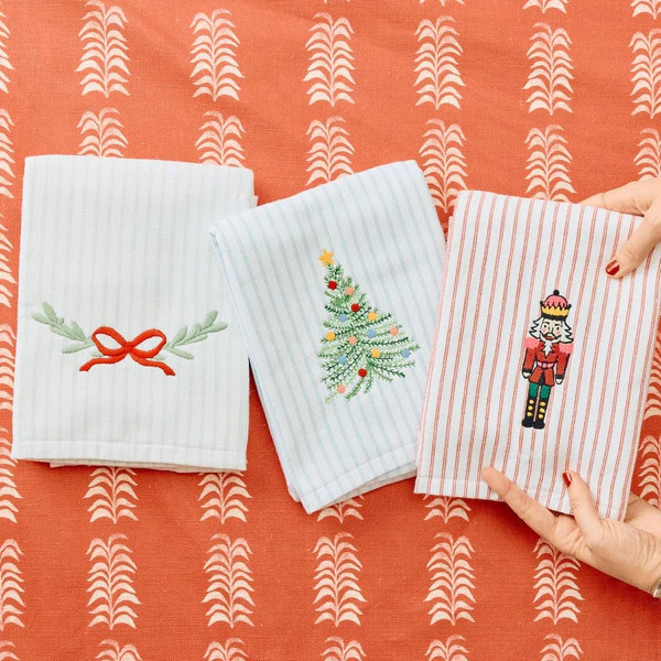 Holiday Kitchen Towel Trio (3 pieces) | Weezie Towels