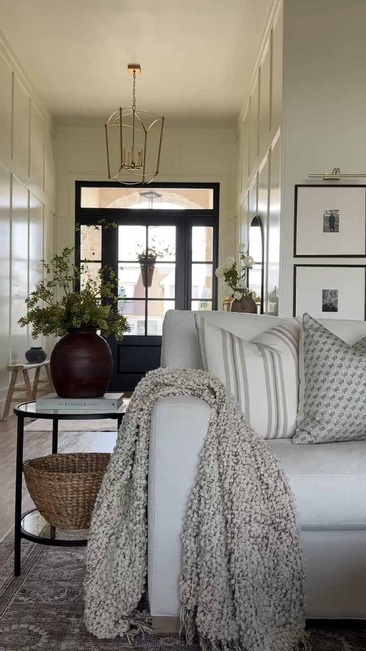 Hackner Home throw pillows are 15% off with code EASTER25 through the end of today!! The perfect time to grab some new covers for the spring and summer! 

#LTKHome #LTKStyleTip #LTKSaleAlert