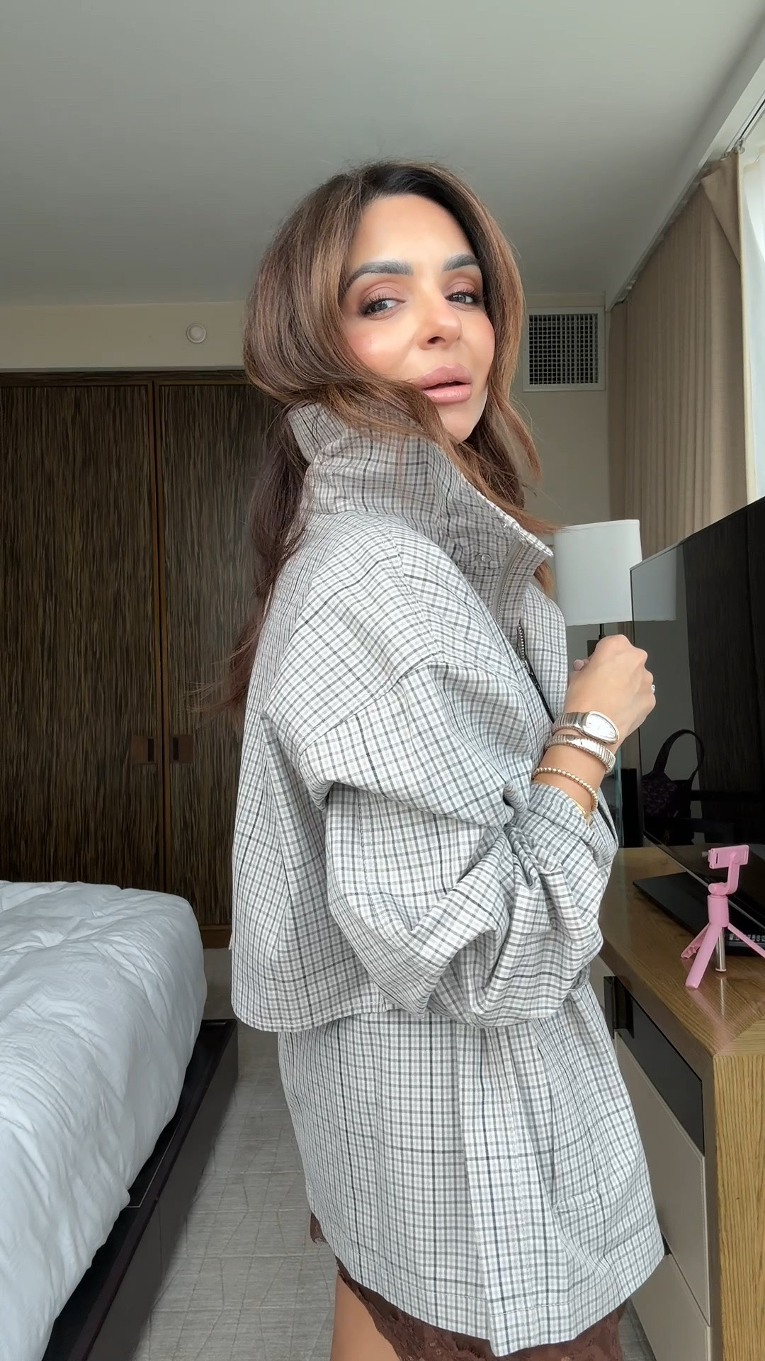 So good I can't quit this jacket! Had to grab the plaid, it's such an instant vibe! I'm in my true size XS for size reference

#LTKPetite #LTKOver40 #LTKNYFW
