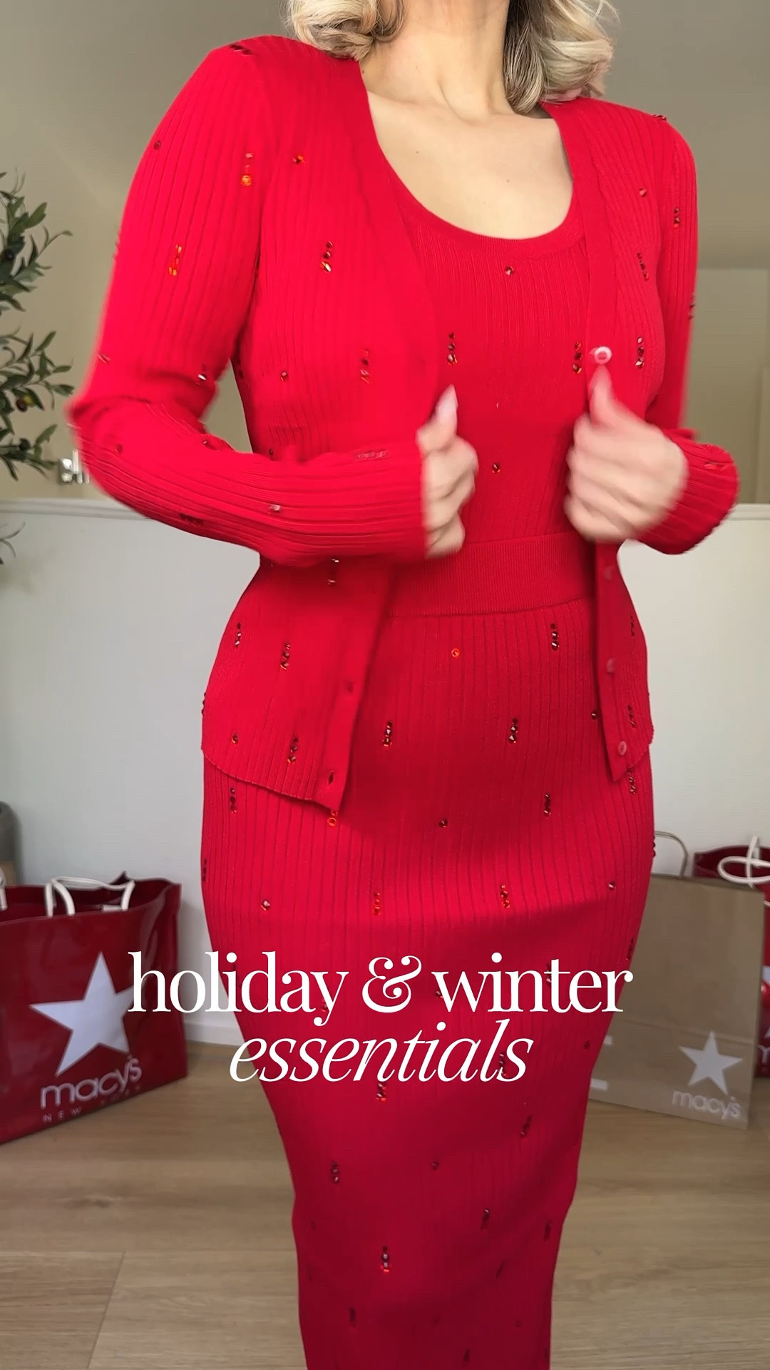 Holiday outfits & winter essentials 🙌🏼

#LTKGiftGuide #LTKHoliday #LTKFindsUnder100