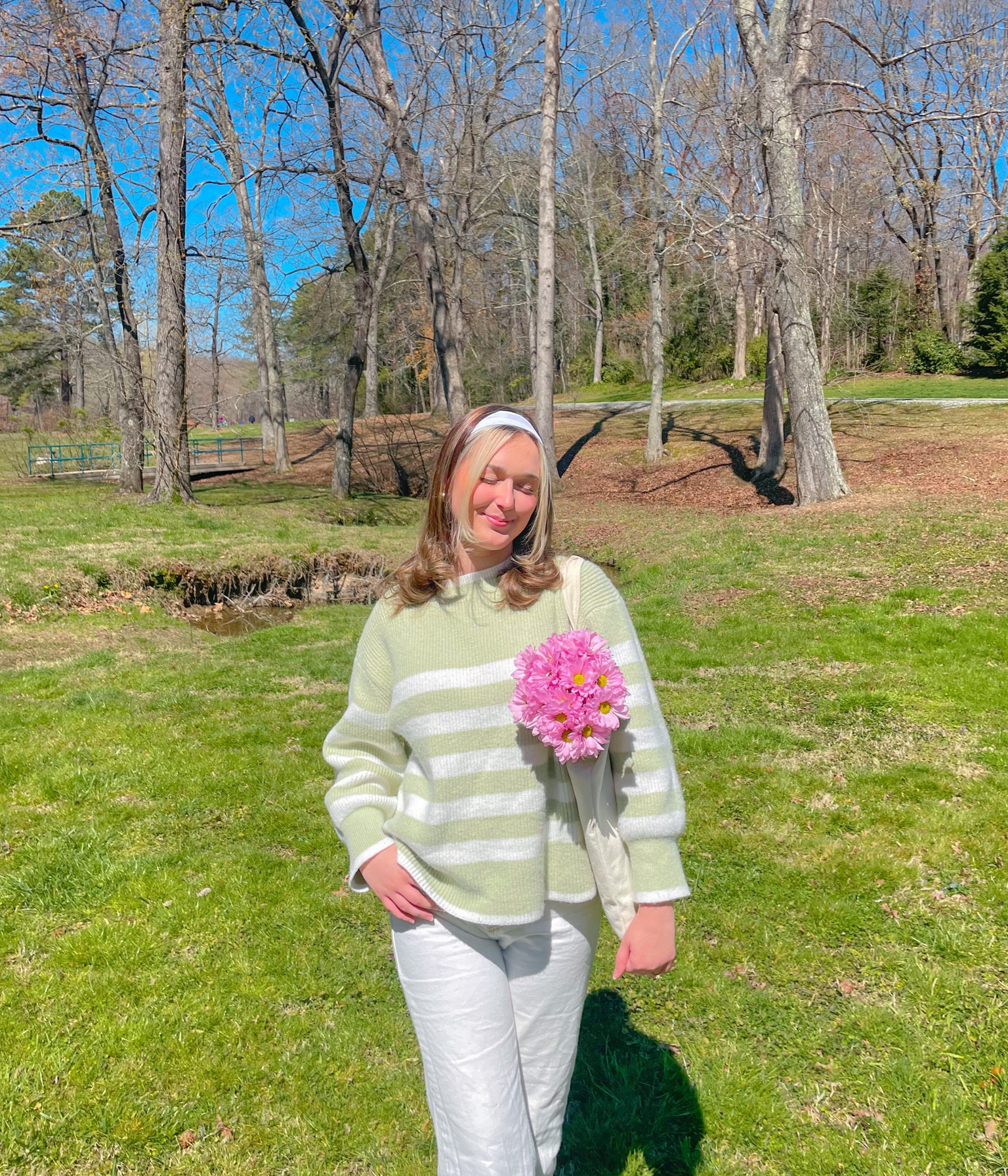 wearing a size small in the sweater 🌸🌷☀️

#LTKunder100 #LTKFind #LTKstyletip