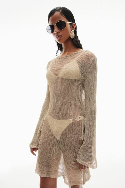 Open-back knitted dress - Round neck - Long sleeve - Black - Ladies | H&M GB | H&M (UK, MY, IN, SG, PH, TW, HK)