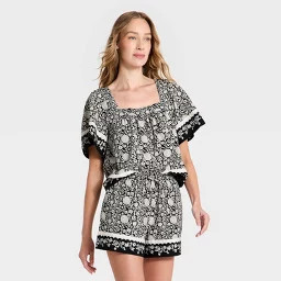 Women's Short Sleeve Blouse - Universal Thread™ Black Tropical XS | Target
