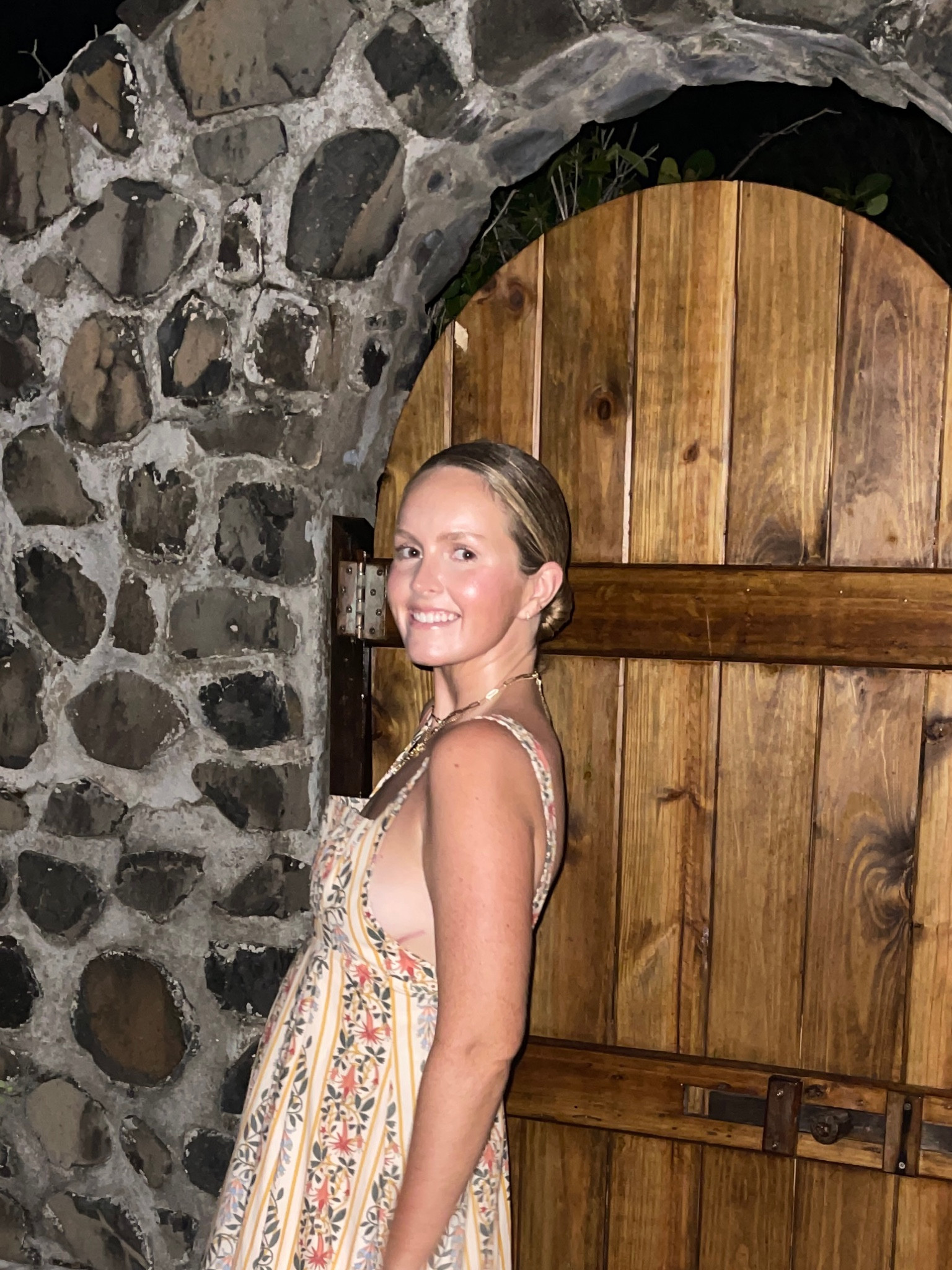 My must haves for minimalist makeup and slicked back bun — easiest beach look!

#LTKunder50 #LTKtravel #LTKbeauty