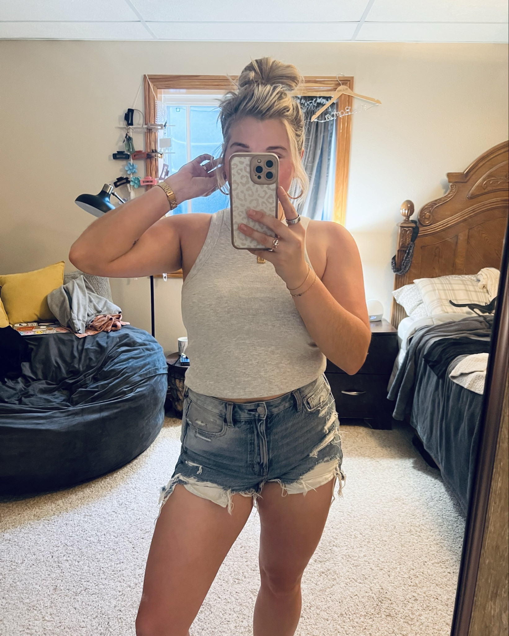 The best basics for summer! Old Navy has been hitting lately! 

#oldnavy #basics #summer #summerbasics #tshirts #tanks #OldNavySnugTank

#LTKstyletip #LTKfindsunder50 #LTKSeasonal