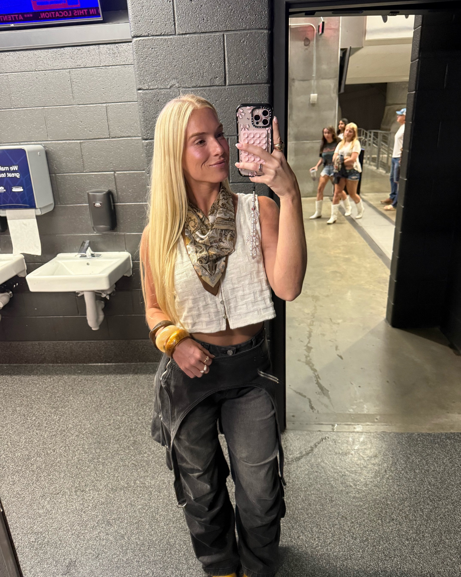 ootd for Chris Stapleton concert🎸🤩

#LTKootd #LTKSaleAlert #LTKTall