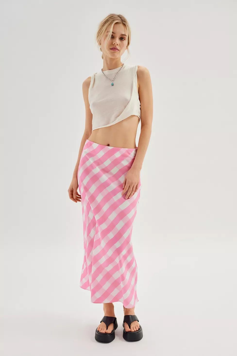 Glamorous Ladies Gingham Midi Skirt | Urban Outfitters (US and RoW)