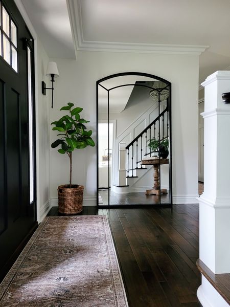 Entryway floor mirror and rug, foyer,  Entryway, console table, fiddle leaf fig,  sconce, Amazon home

#LTKhome