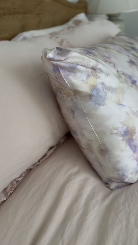 Looking for a beautiful silk pillow for your bedroom? Lilysilk’s watercolor pillowcase in king is gorg!!!!

#LTKhome #LTKunder50