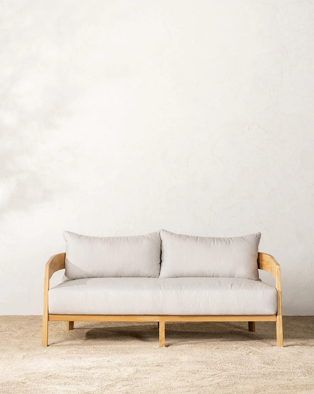 Vento Outdoor Sofa | McGee & Co. (US)