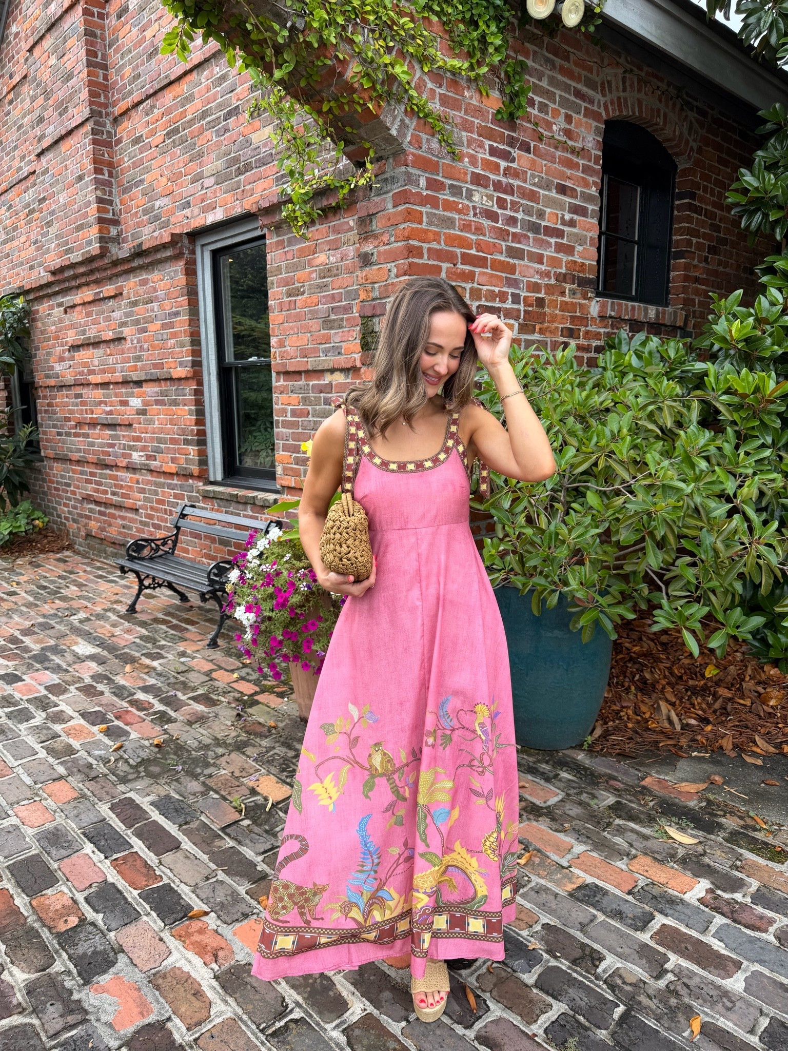 This Amazon dress is a designer lookalike without the price tag! I’m wearing a size small 🫶

#LTKootd