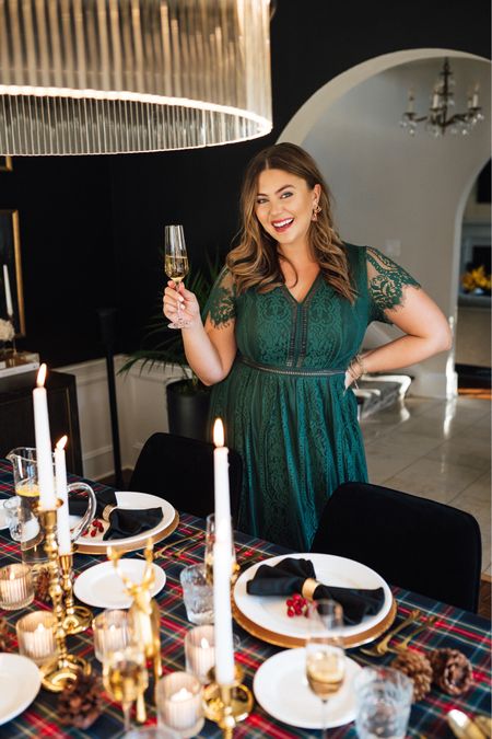 Set the holiday table with me today on caralynmirand .com! Wearing XL in the most perfect holiday dress 

#LTKHoliday #LTKcurves #LTKSeasonal