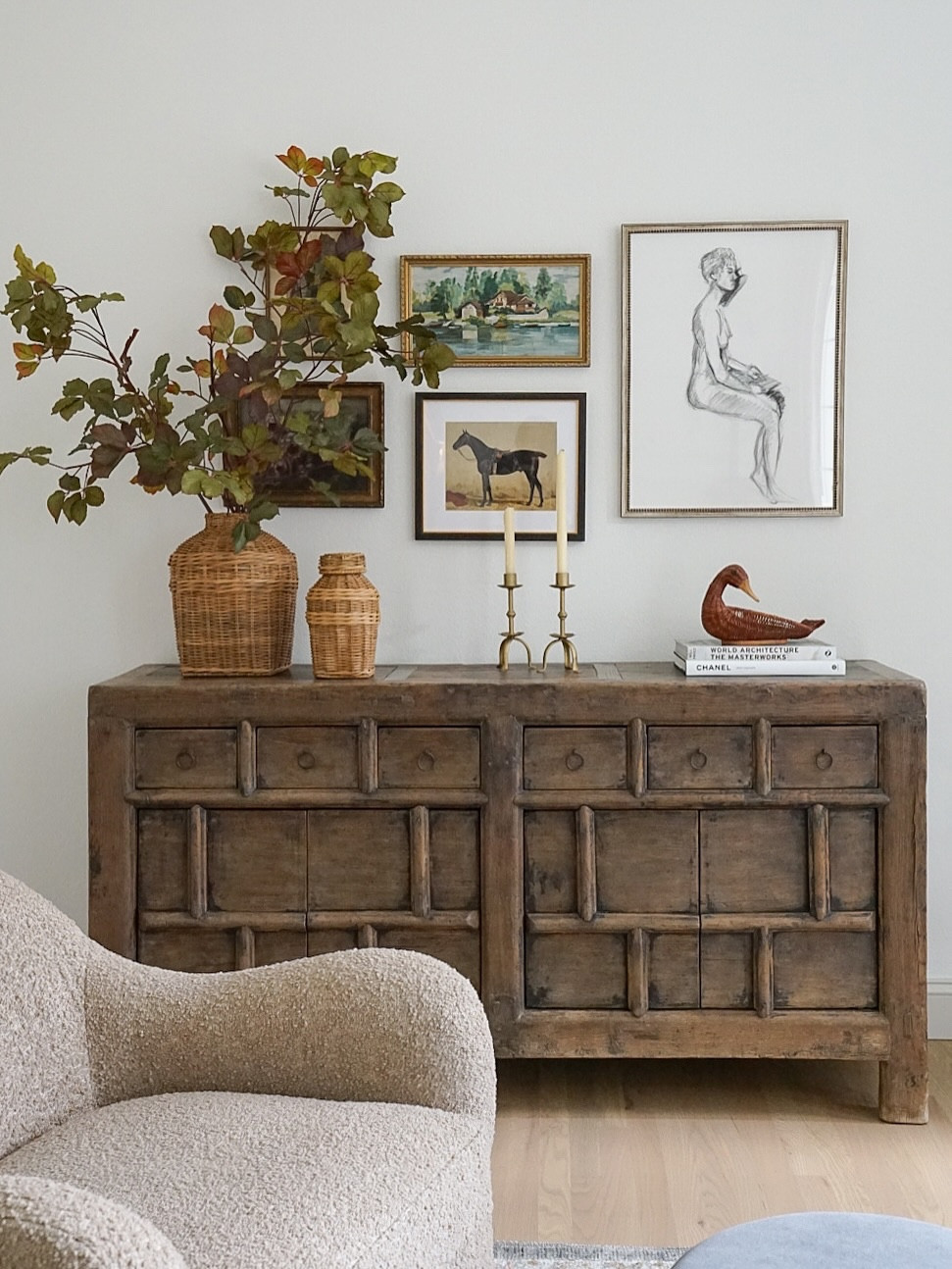 The perfect fall accent - I use @afloral for most of my faux & dried stems and these are such a showstopper. So big, and look perfectly realistic! You can use code CREATOR for 10% off orders over $75 at afloral.com!

#afloral #homedecor #interiordesign #homestyling #luxuryliving #fauxreal
@afloral