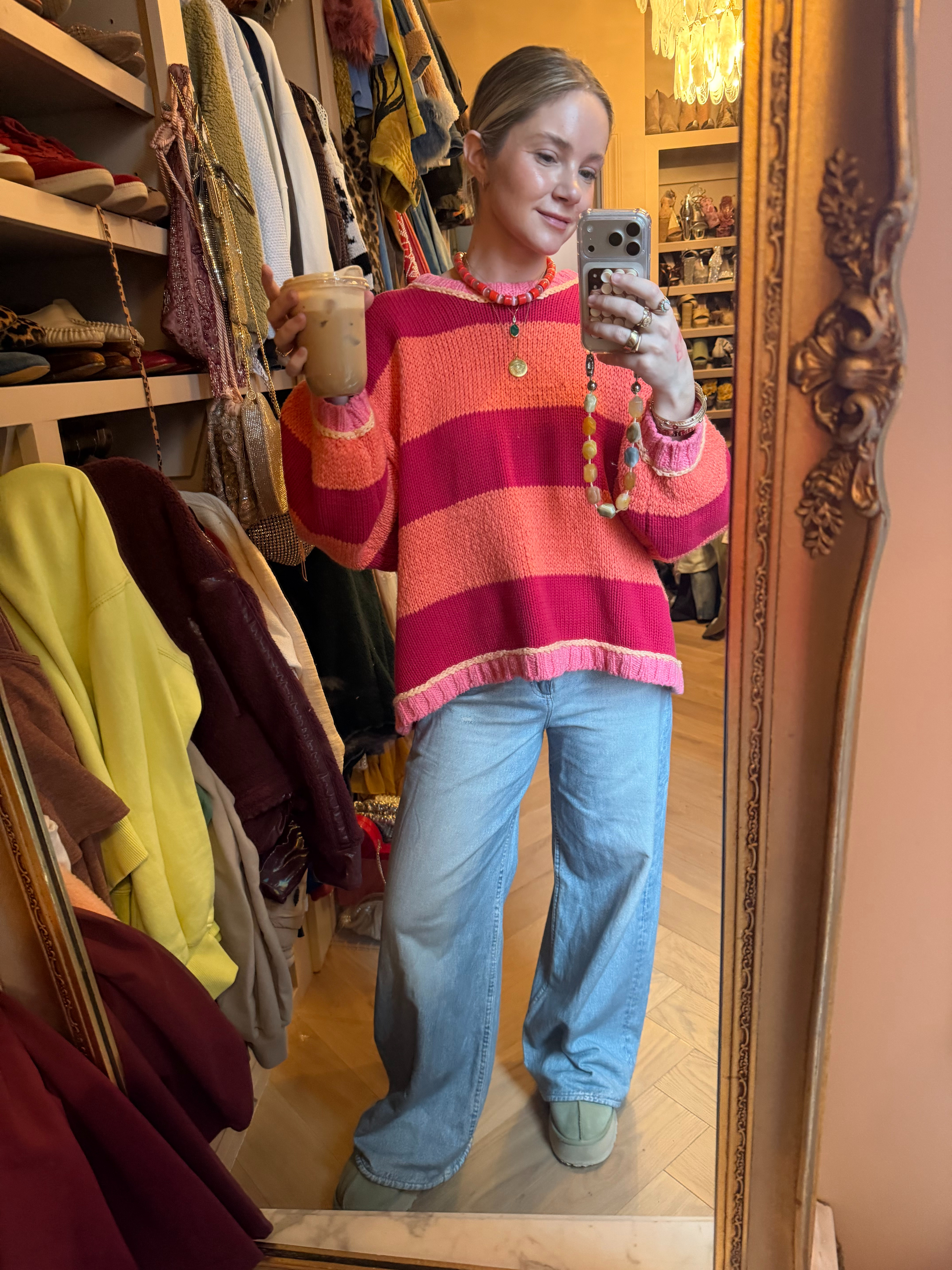 Fun & colorful winter outfit! I can't get enough of these sweatpant jeans from Rag & Bone!  

 

#LTKootd #LTKmomlife