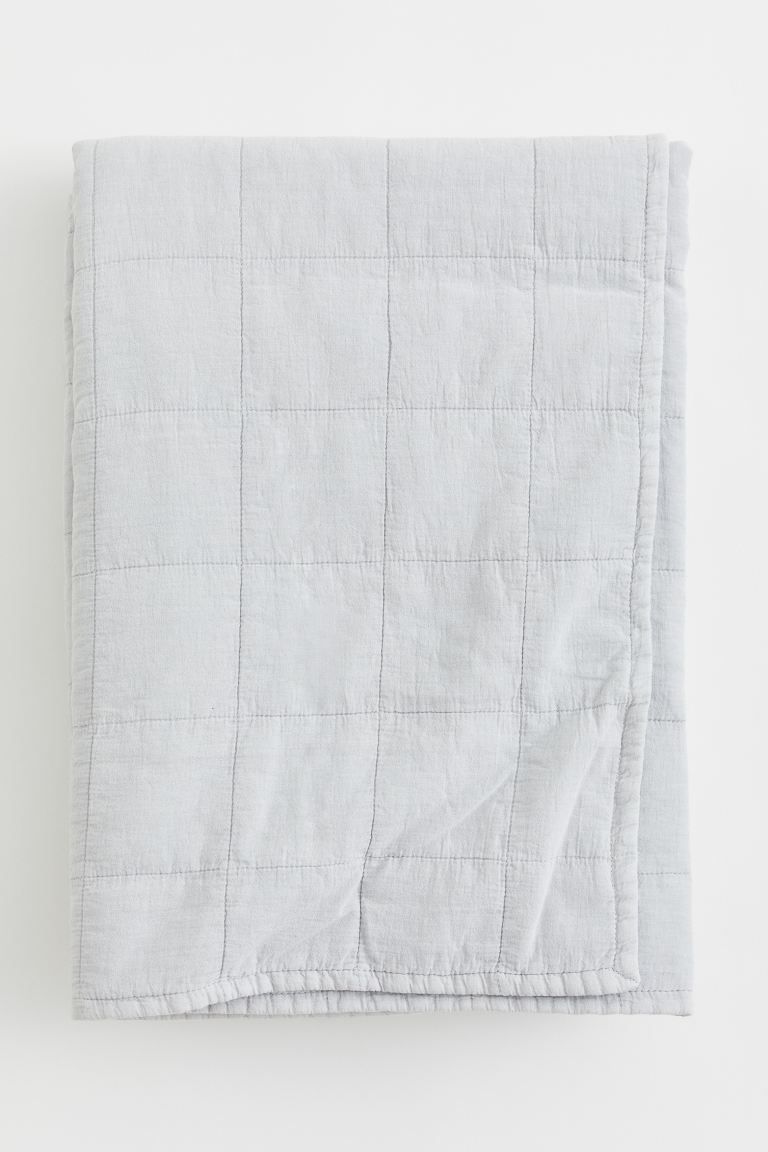 Quilted bedspread | H&M (UK, MY, IN, SG, PH, TW, HK)