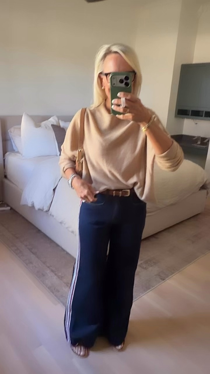 This cashmere sweater comes in so many colors! And literally goes with anything! Skirts, denim, trousers 
Sweater - small
Denim - tts 

@Anthropologie ￼

#LTKgrwm #LTKdayinmylife #LTKOver40