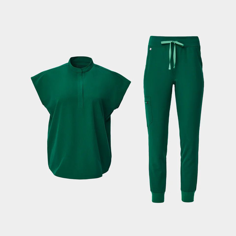 The Hunter Green Shift Ready High Waisted Kit | FIGS
