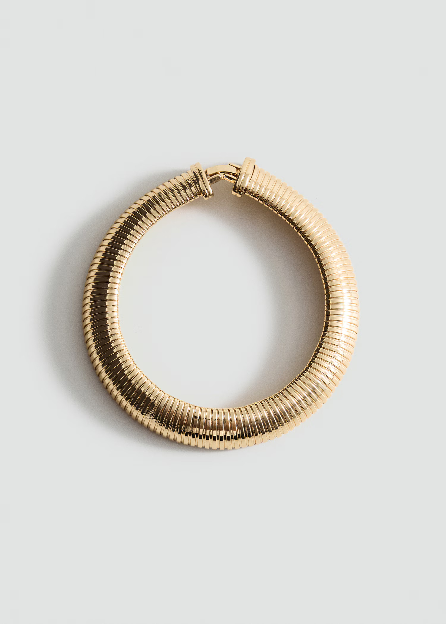 Metallischer Choker-Kragen | Mango EU