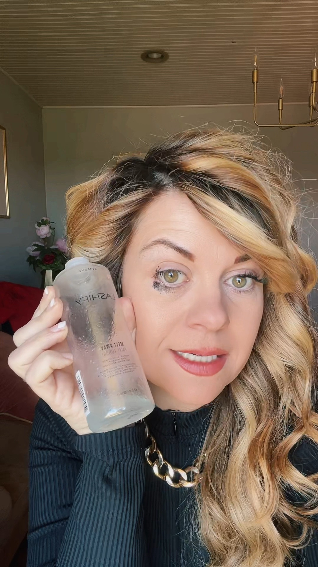 How to remove your lashes from home. Hands down the best lash remover. 

#amazon #amazonfinds 

#LTKVideo #LTKfindsunder50 #LTKbeauty