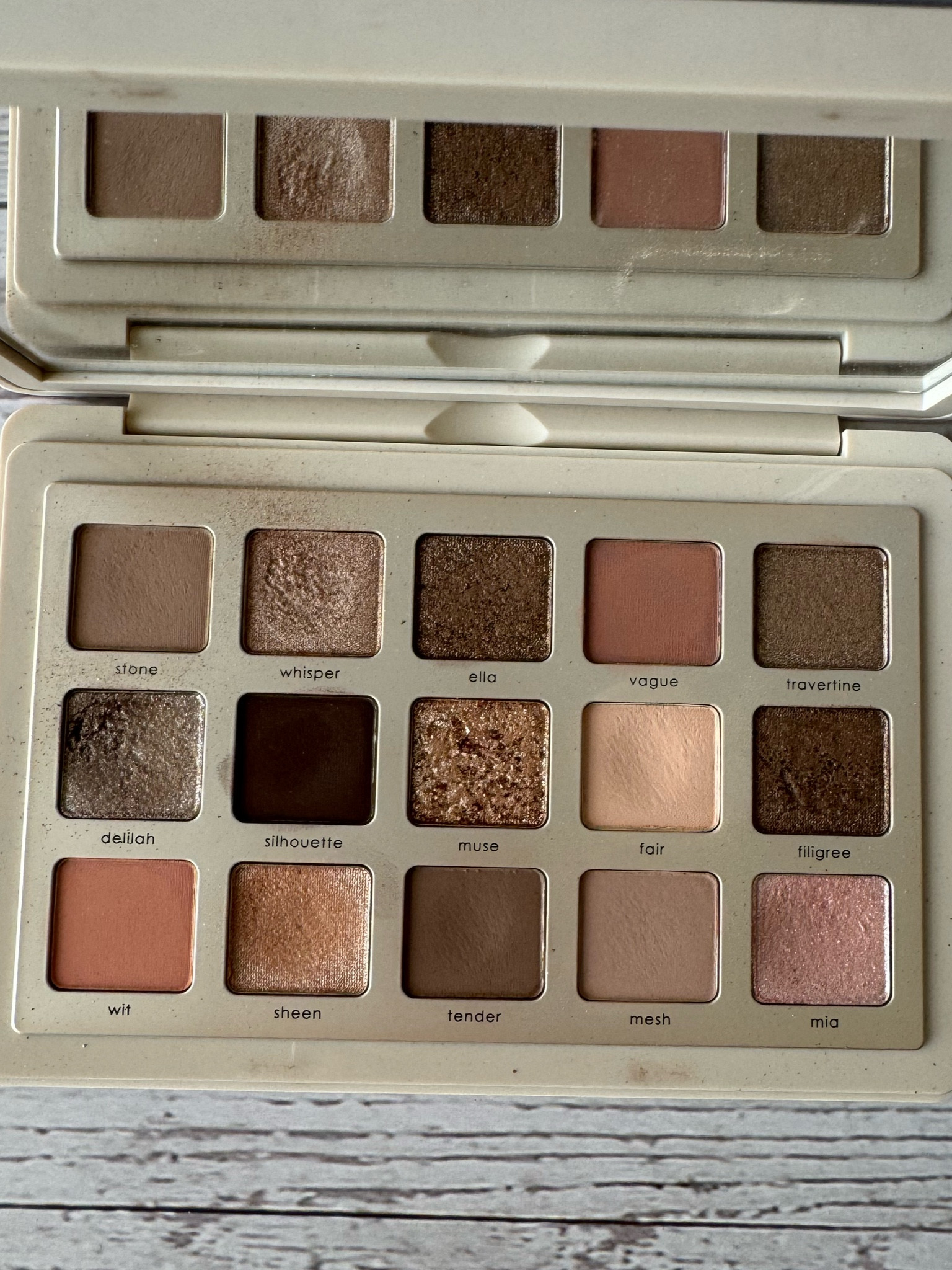 Looking for a great palette for holiday looks? I love this one - so many good cool-toned neutrals and shimmer shades!

#LTKHoliday #LTKBeauty #LTKFindsUnder100