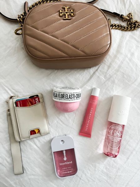 Beauty essentials 

#LTKstyletip #LTKbeauty