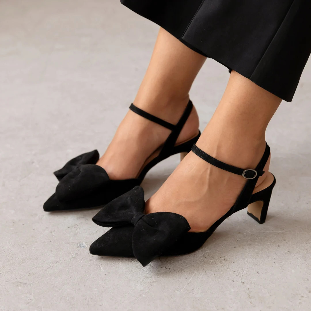 Bisou Bow Pointed Mid-Heel: Black Suede | Air & Grace