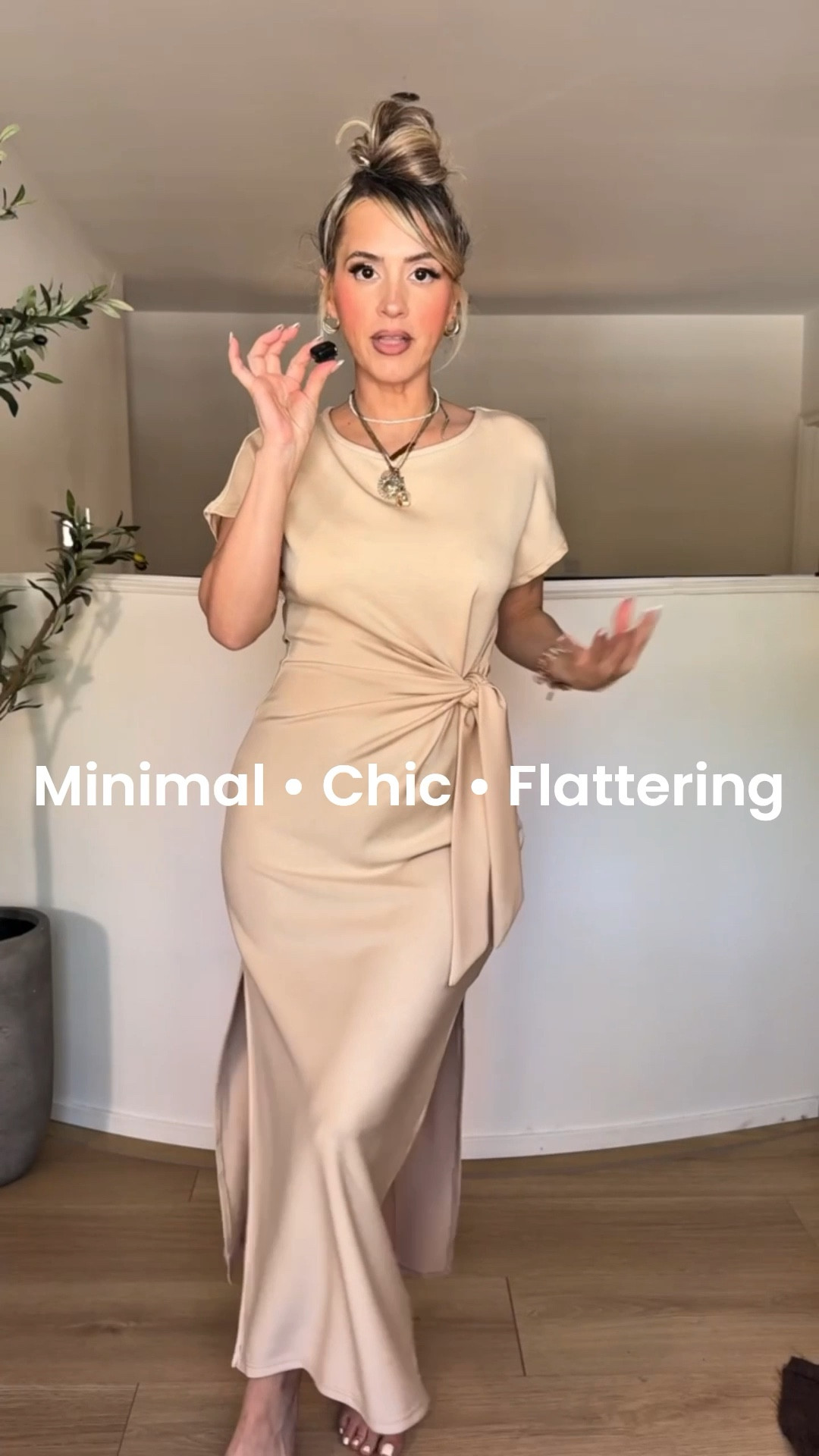 Okay but this neutral dress 😍 SO flattering and comfy. Perfect for date night, church, or dressing up with heels.✨

#LTKU #LTKPetite #LTKootd