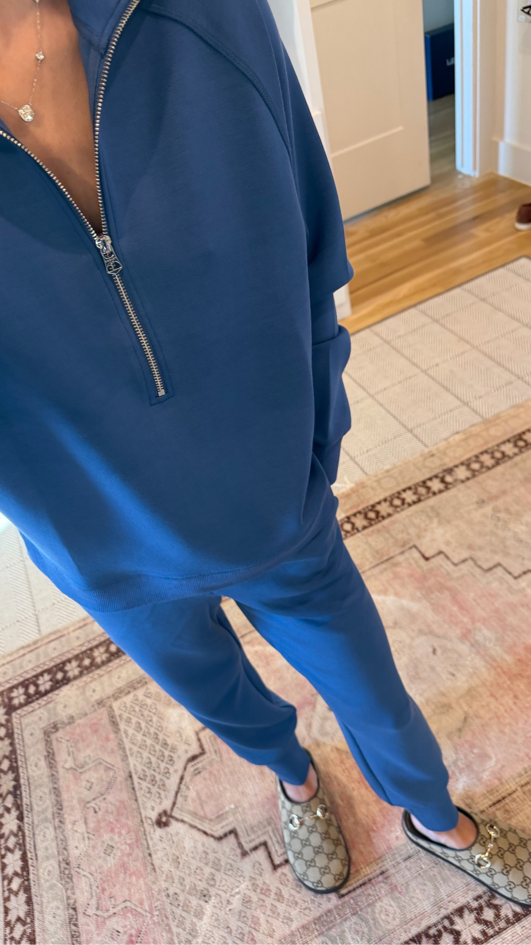 New blue Varley set! Wearing XS in bottoms XXS in top 