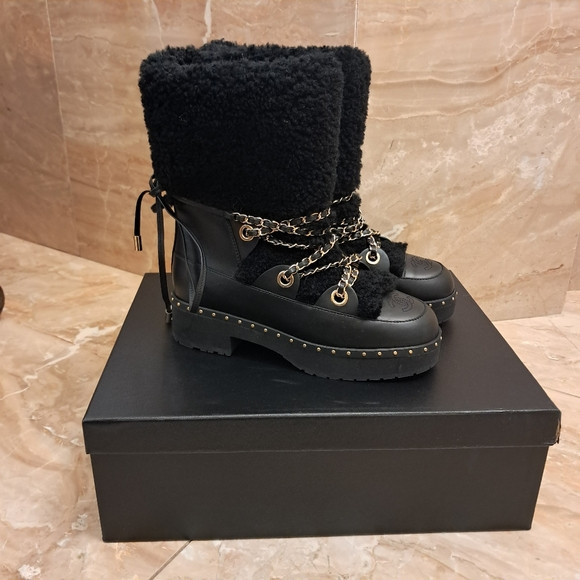 Chanel Boots Women's 38 Fur Leather Ski Luxury Designer Shearling Cozy | Poshmark