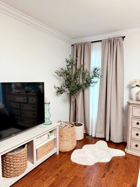 Bedroom Curtains 🩵

Curtains, home decor, master bedroom, Amazon curtains 

#LTKsalealert #LTKhome #LTKstyletip