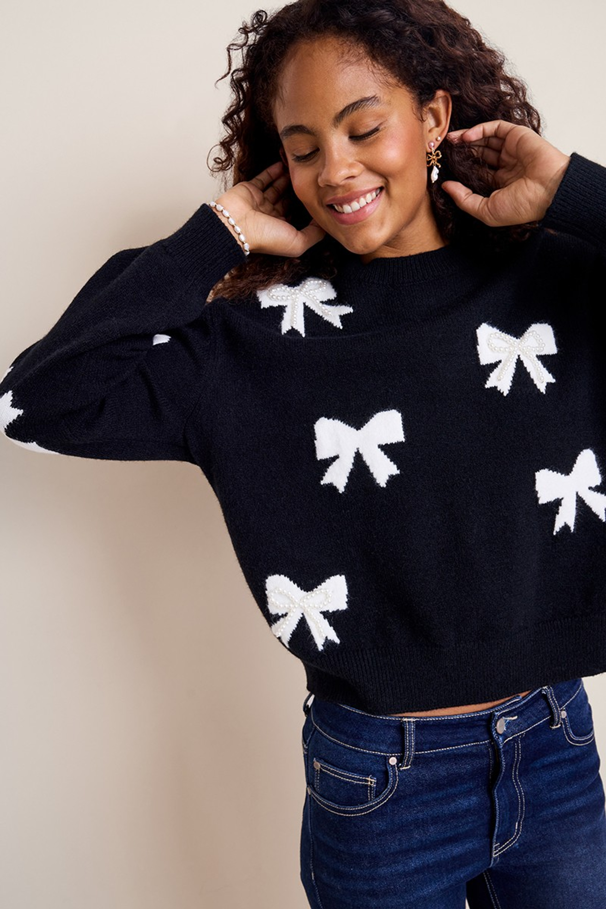 Vicky Bow Print Pullover Sweater | Francesca's