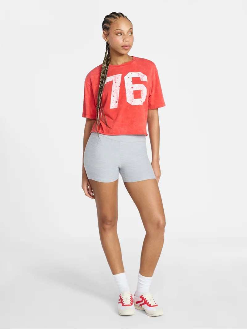 No Boundaries Boxy Cropped Graphic Tee, Women's XXS-XXL - Walmart.com | Walmart (US)