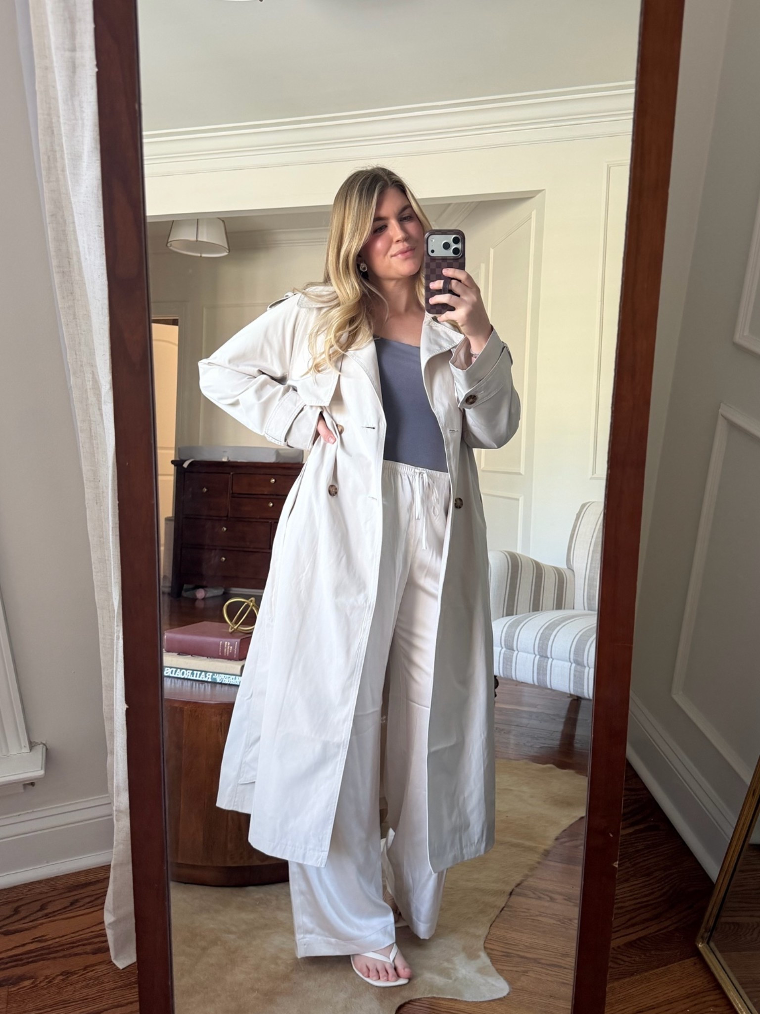 The trench coat of my dreams 🤍