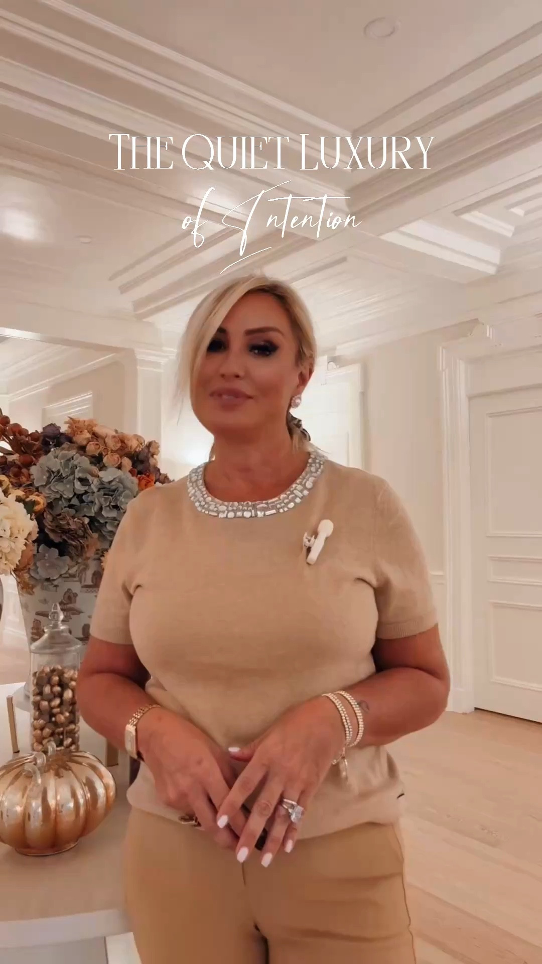 When simplicity and quality meet, a room stops performing and starts being.
That’s only one of the many chapters inside The Finer Code — from interiors and hosting to the quiet art of homemaking.

#thefinerthings #thefinercode #etiquette #etiquettetips #etiquettecoach #etiquetteexpert #elegance #elegancetips 

#LTKGiftGuide