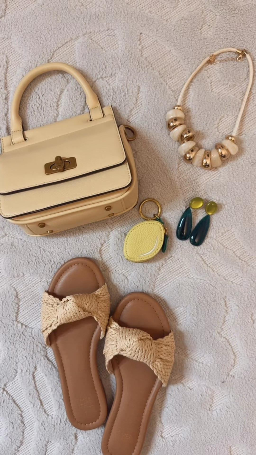 Walmart - brand new arrivals. Lime and Teal Drop Earrings - $12. Coin Pouch Handbag Charm - $8. 3 colors#LTKgrwm

#LTKSeasonal#LTKOver40
 

 