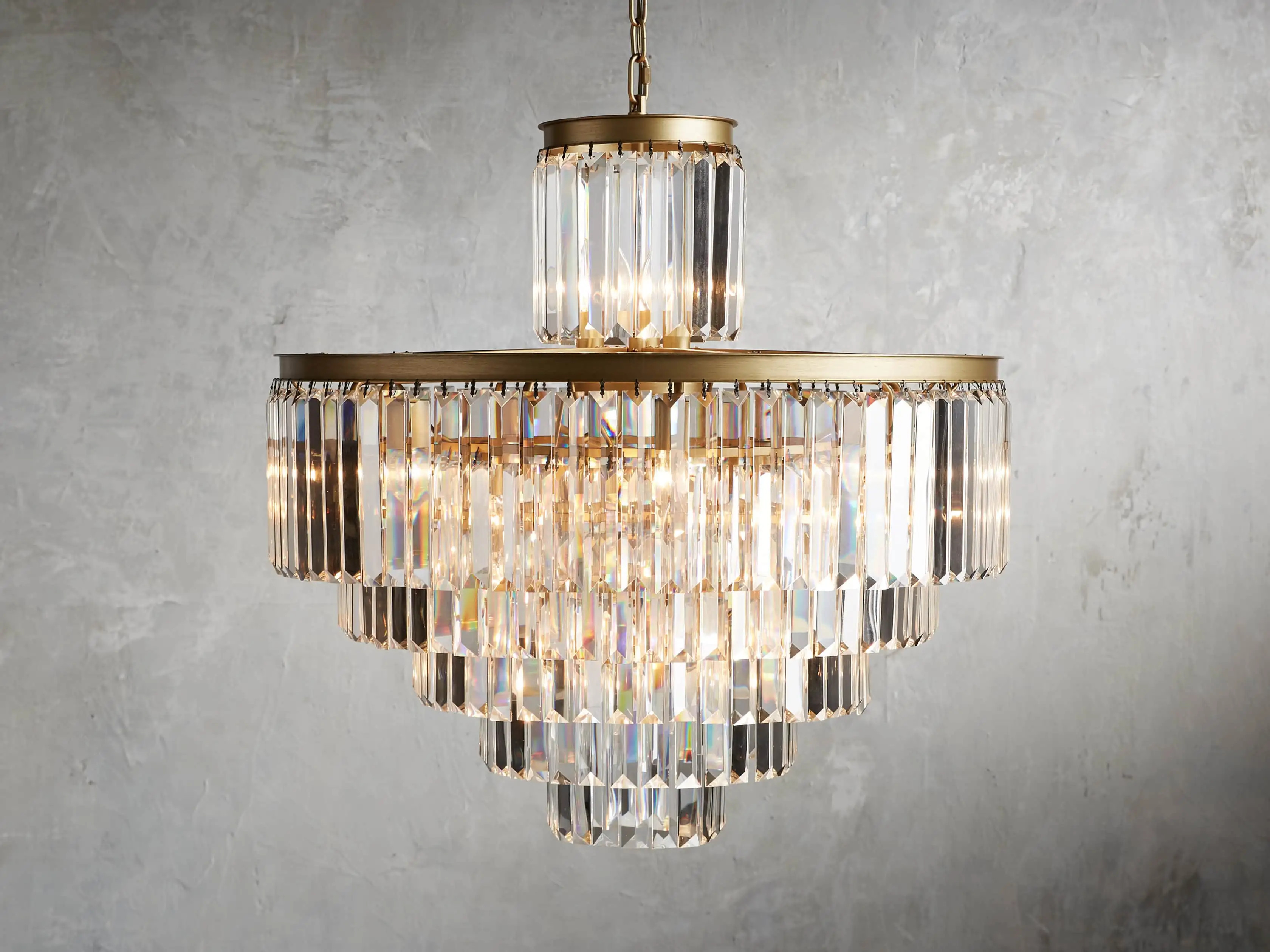 Leyland Chandelier | Arhaus