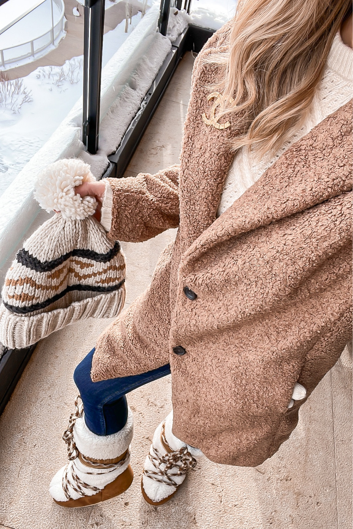 Moon boots size 35/38
sweater size small
Walmart jeans size 0
Amazon jacket size xs
Lips “snow way bae” 
Target beanie & mittens

#moonboots #winter #amazon #laurabeverlin



#LTKSeasonal #LTKshoecrush #LTKsalealert