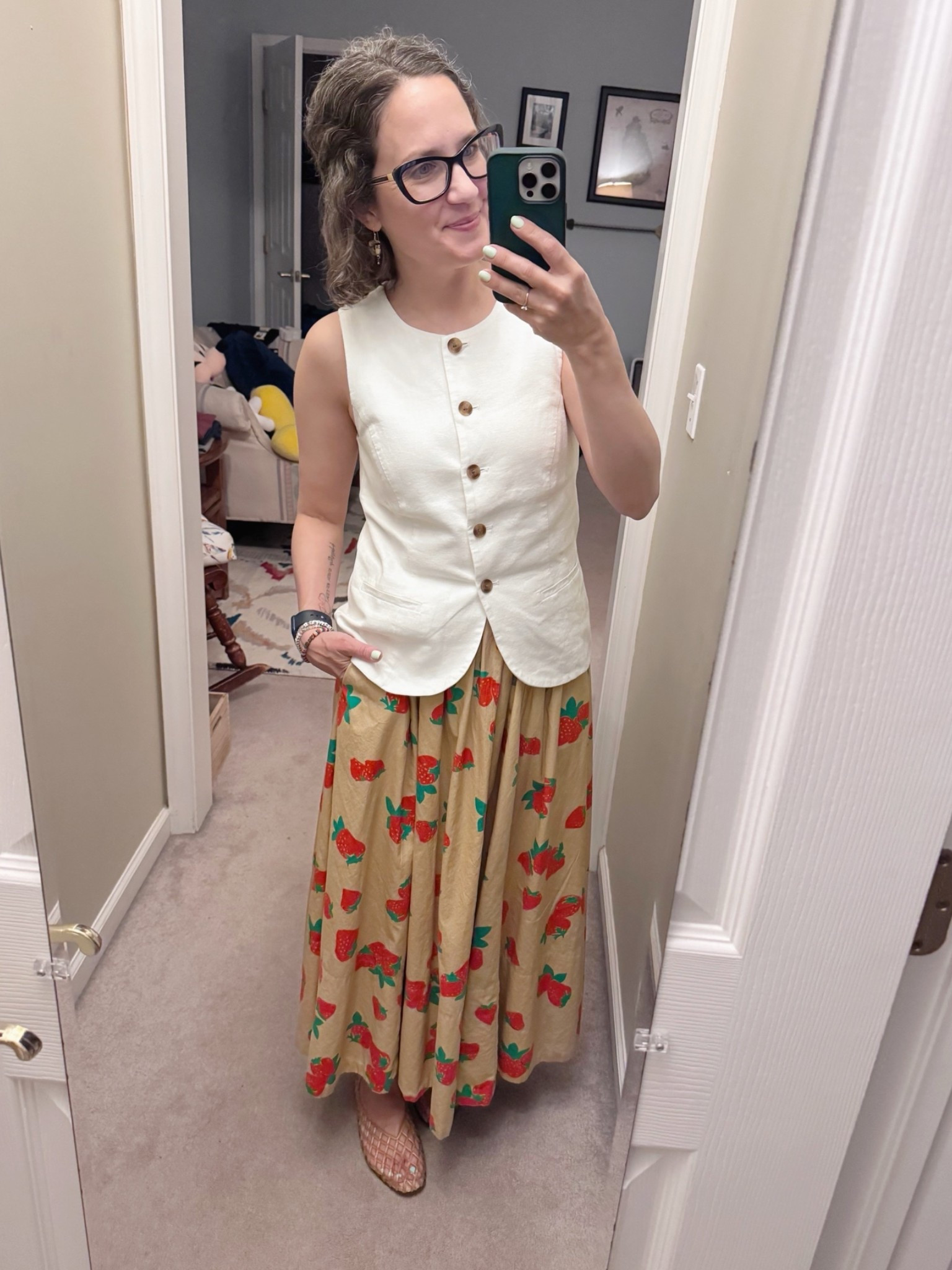 What I wore for a meeting today, J.Crew split hem linen vest and Anthropology skirt. Dolce Vita jam jelly flats.

#LTKdayinmylife #LTKSeasonal #LTKOver40