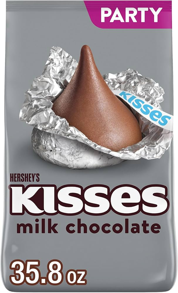 Amazon.com: HERSHEY'S KISSES Milk Chocolate Candy Party Pack, 35.8 oz | Amazon (US)