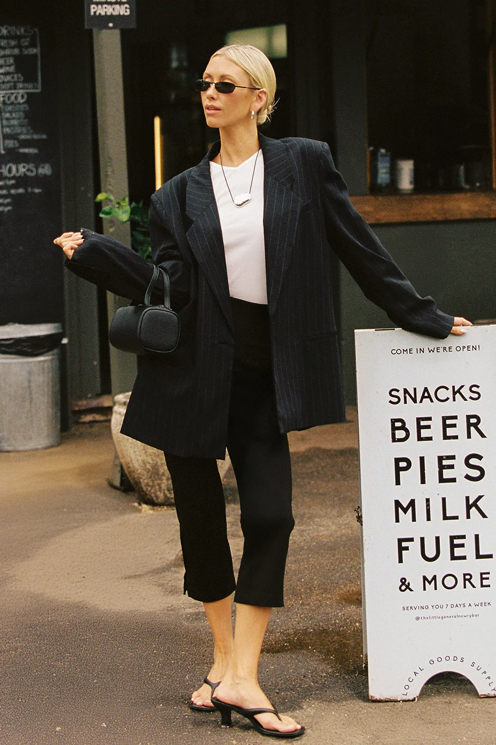DEMI BLACK 7/8 PANT | DISSH