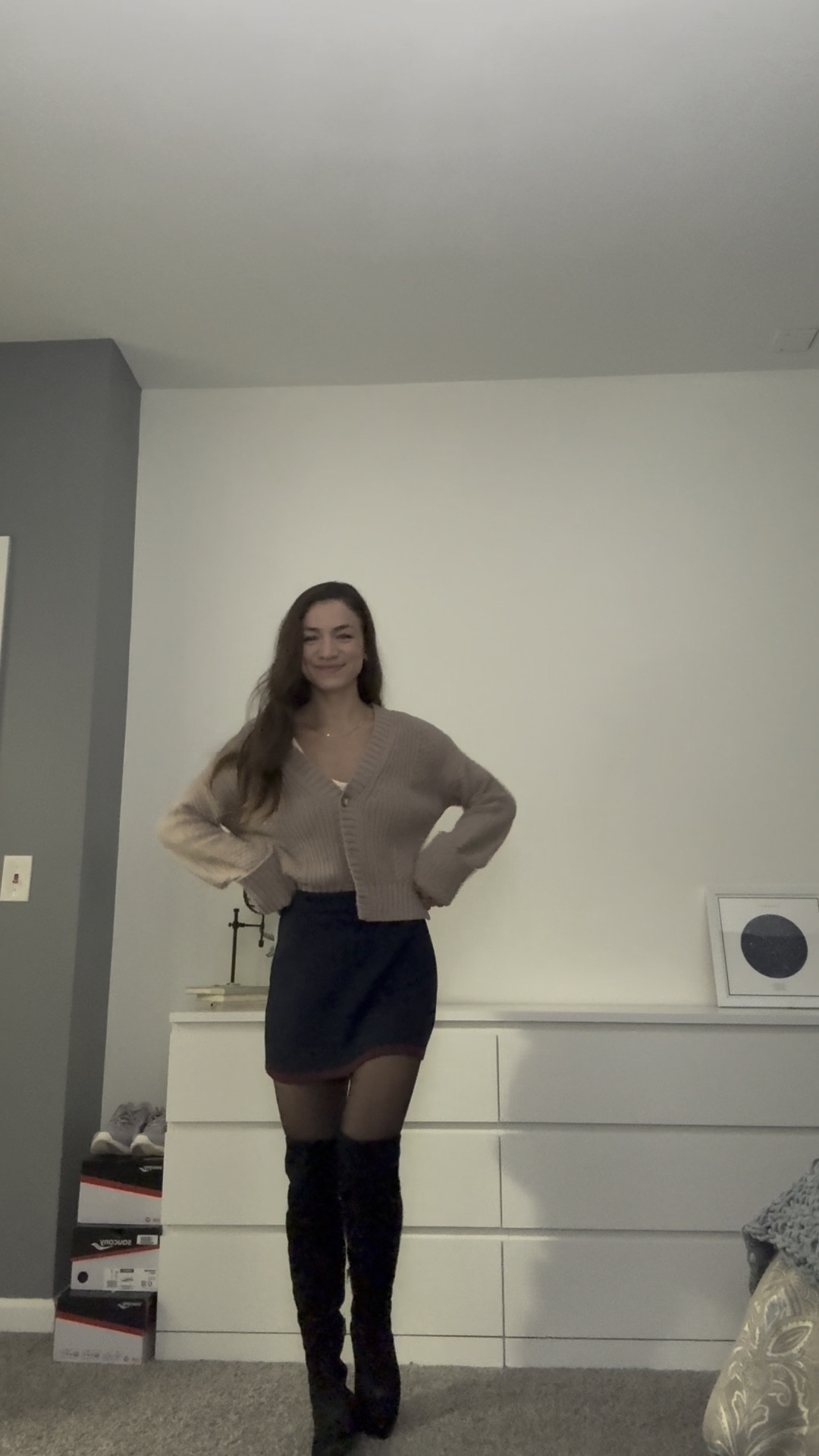 Easy dinner outfit ✨

Can’t find the same color wool coat but linked other colors 🫶🏼

Skirt is from Zara 🫶🏼