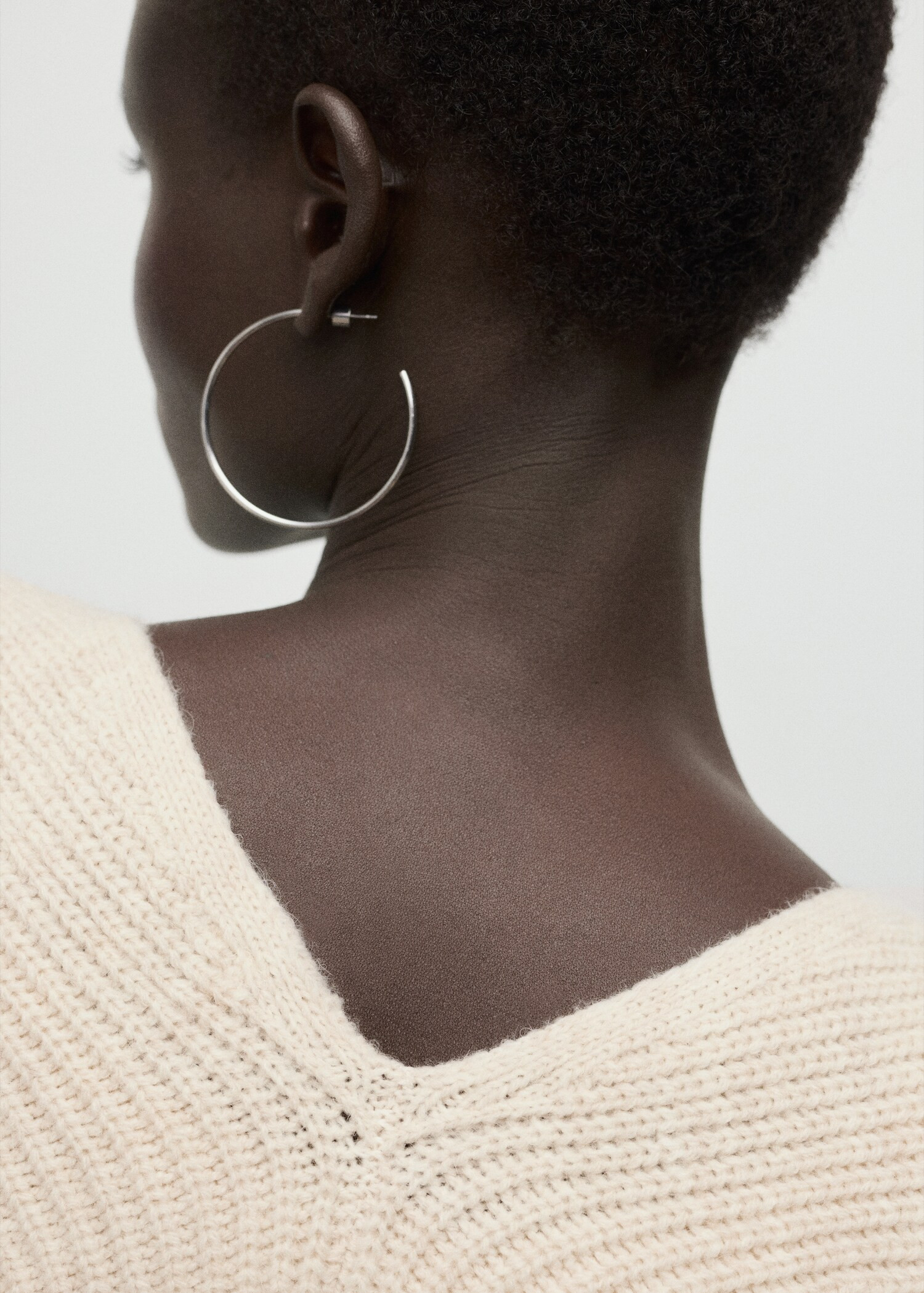 Cardigan collo a V fiocchi - Donna | MANGO Italia | Mango EU