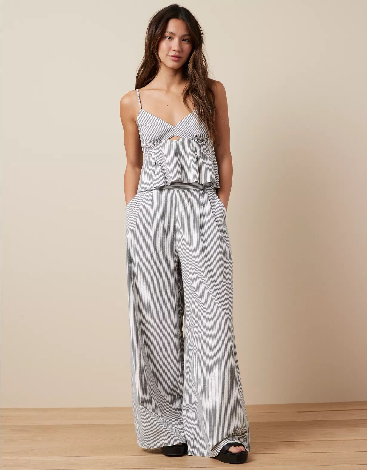 AE High-Waisted Pull-On Wide Leg Pant | American Eagle Outfitters (US & CA)