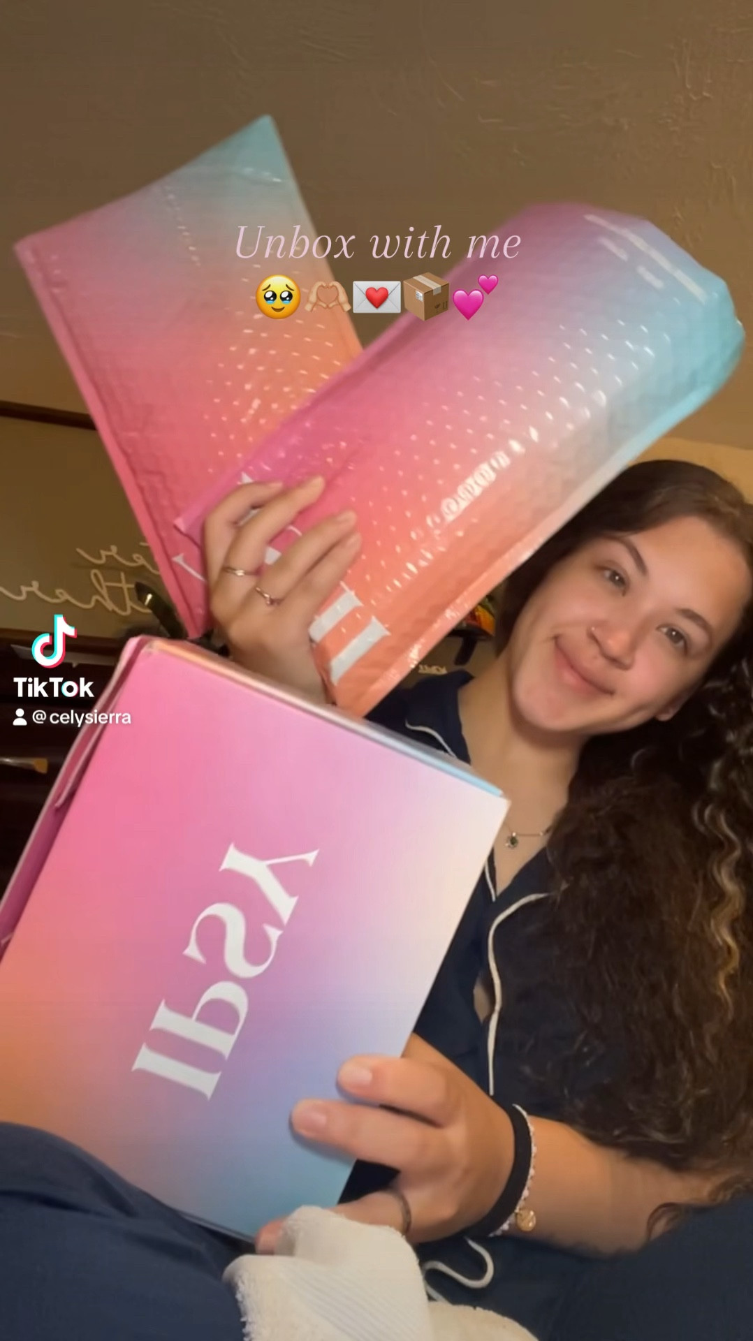 Inbox with me 🫶🏼📦💚💌🌸

#LTKbeauty #LTKVideo #LTKGiftGuide